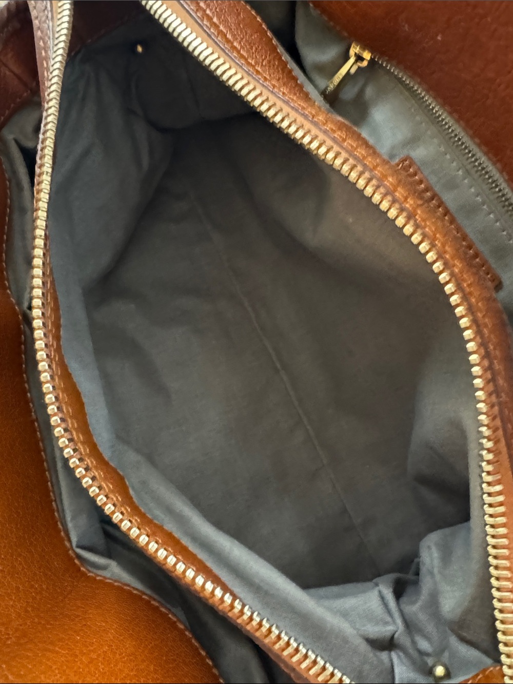 Marc Jacobs Brown Leather Messenger Bag with Gold Hardware - Picture 6 of 13